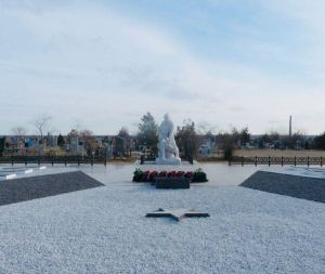 В Ленинске утвердили предмет охраны братской могилы советских воинов