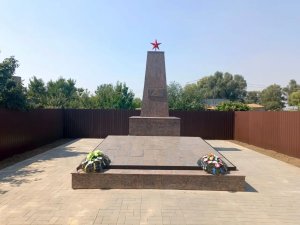 В Иловлинском районе восстановлена Братская могила советских воинов, погибших в Сталинградской битве В ходе работы по благоустройству памятных мест завершена реконструкция памятника истории регионального значения «Братская могила советских воинов, погибши